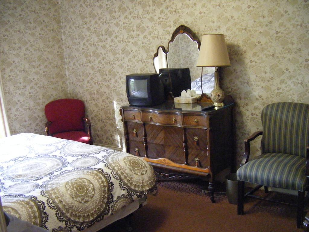 Auberge Des Arts Bed And Breakfast Otawa Habitación foto